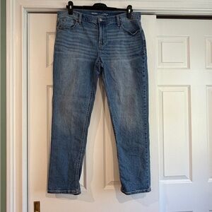 Old Navy WOW Women's Boyfriend cut Jeans